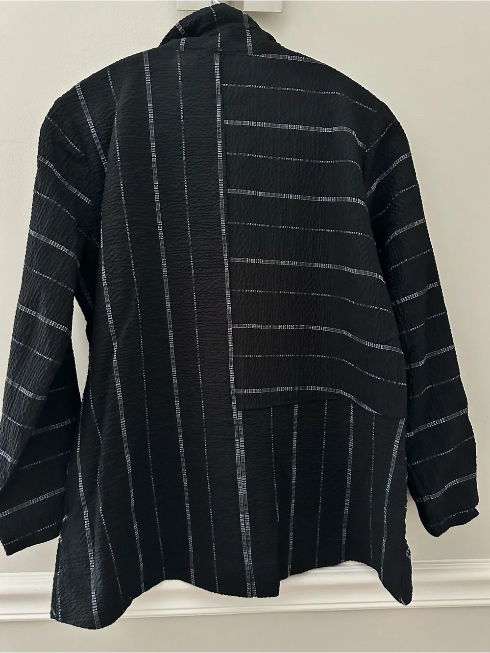 Habitat Textured Black Button-Front Jacket Top with White Windowpane Trim Small - Picture 5 of 7